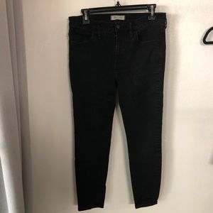 Madewell black roadtripper jeans